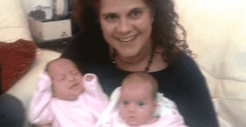 תאומות לפליליסטית הילה נאווי