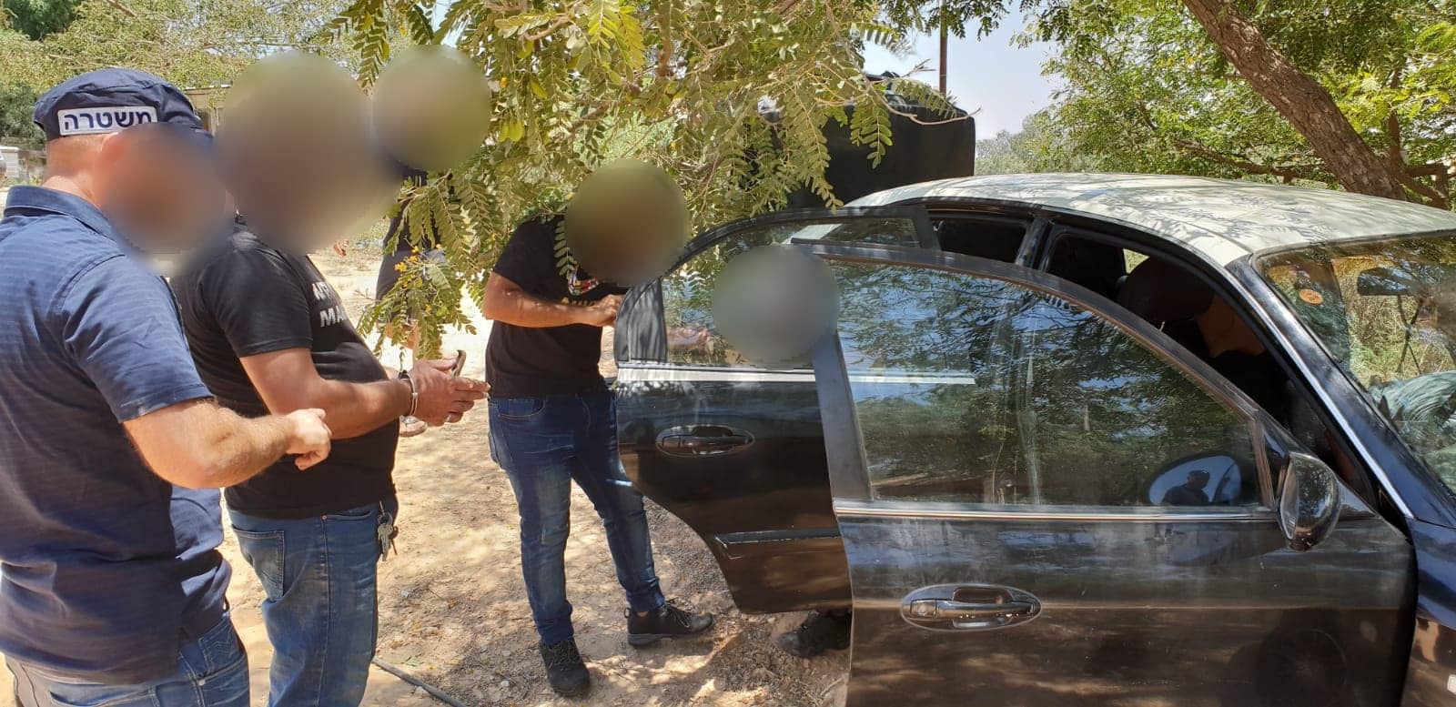 מעצרו של החשוד בידי שוטרי מג"ב