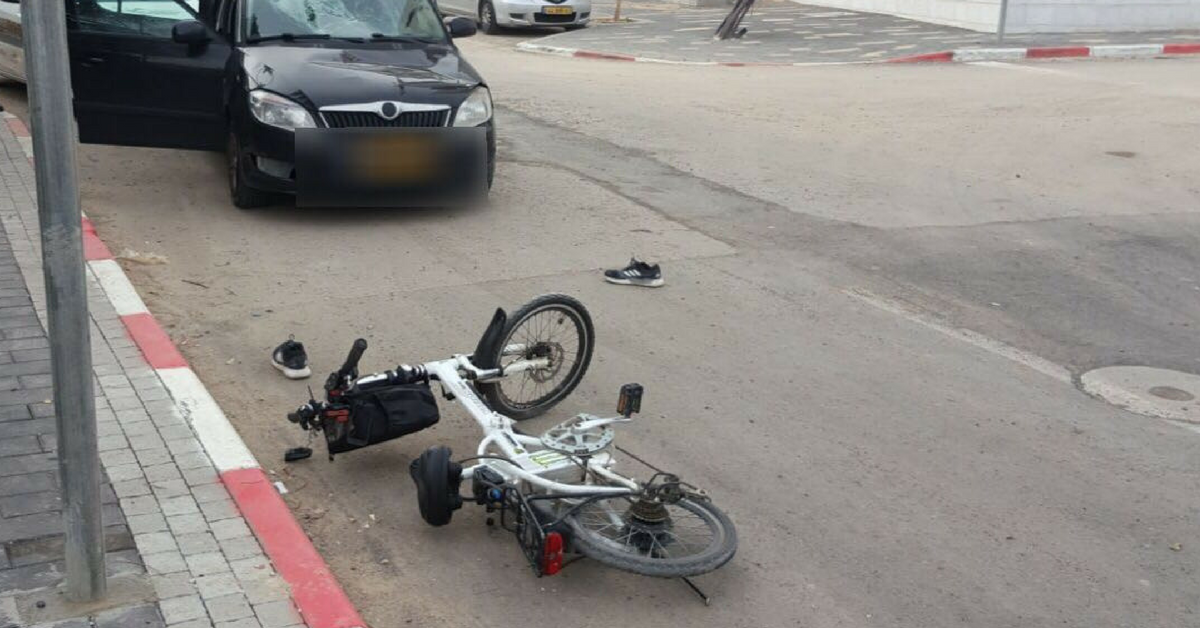 תאונת אופניים חשמליים (צילום ארכיון להמחשה: דוברות המשטרה)