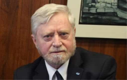 "התערבות זרה תפגע אנושות באמון הציבור בשלטון". יוסף שפירא