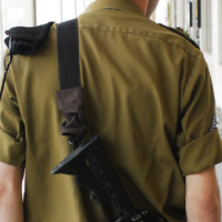 החייל נפל קורבן לגניבה (אילוסטרציה)