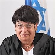 זכתה בתחום המשפט. נשיאת העליון מרים נאור