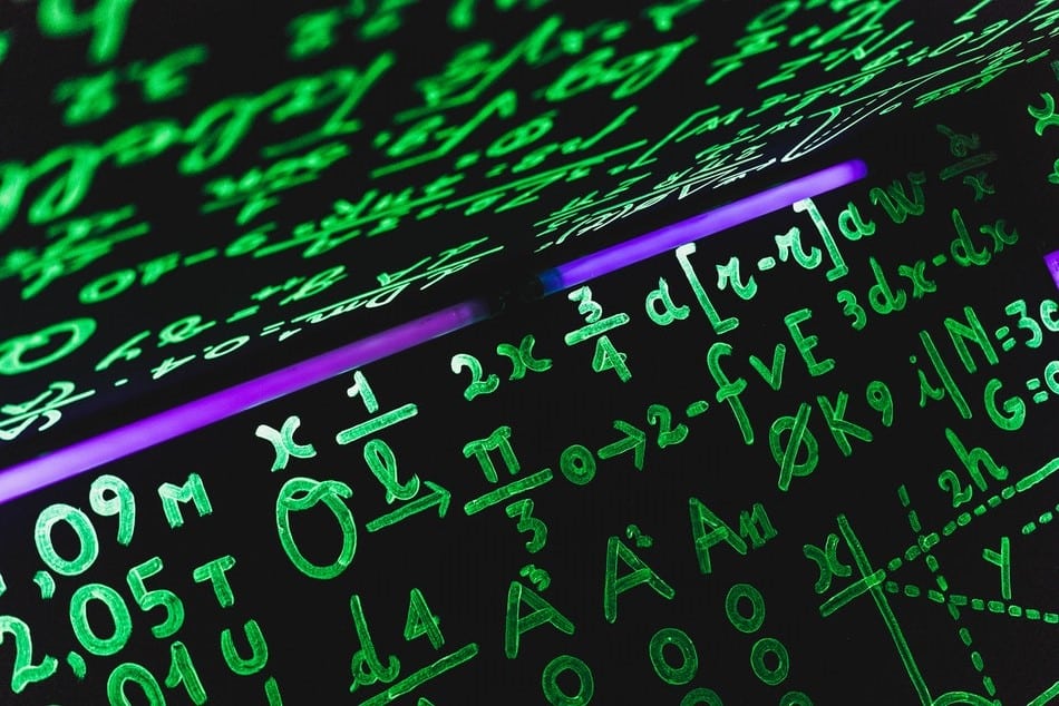 בעיה מתמטית מורכבת (אילוסטרציה: John Moeses Bauan מאתר Unsplash)