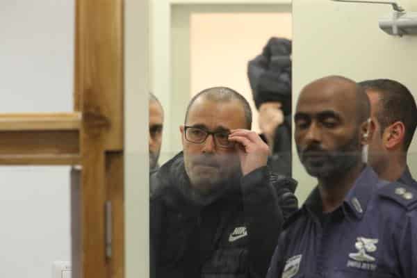 אבל תשמע את השיחה, אתה אומר לעדי: "שלחתי את דודו בן שטרית (בתמונה) עכשיו שילך לחפש שמה את המה מו מי". מה זה?