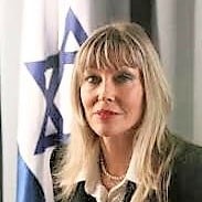 שופטת סלע