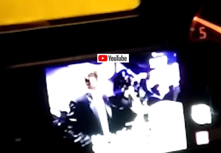 פוסטה TV: נהג משאית תועד צופה בסרטון תוך כדי נהיגה