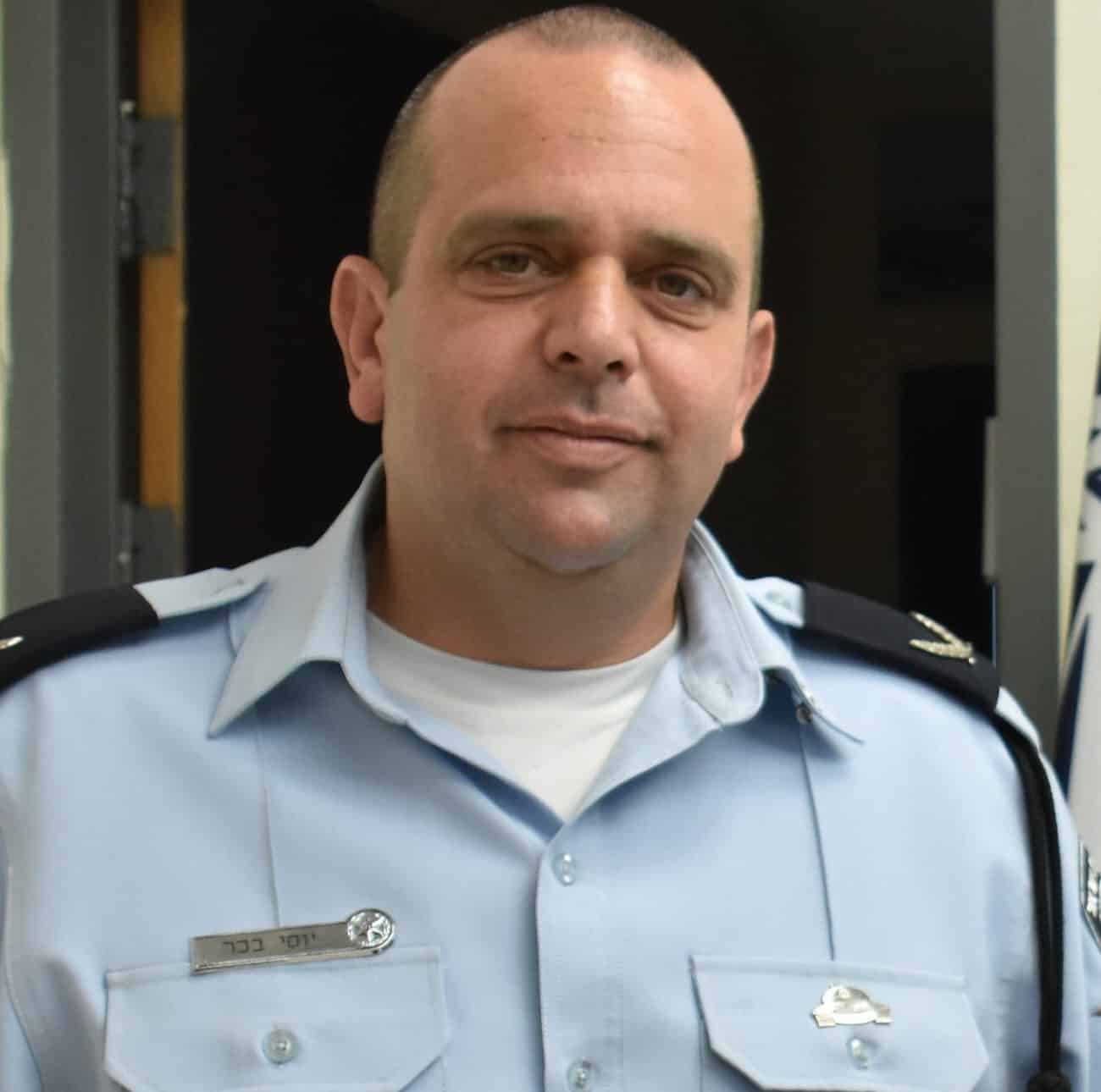 ניצב בכר