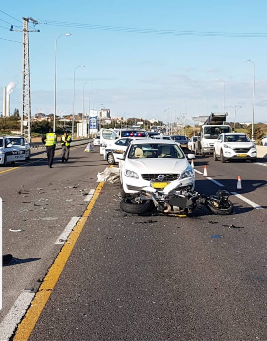 זירת התאונה (צילום: דוברות המשטרה)