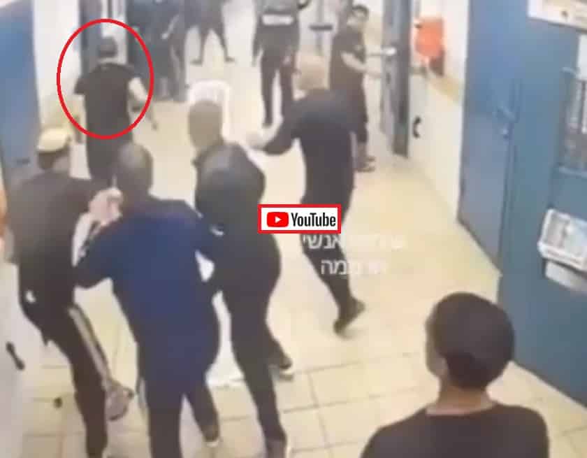 צפו בסרטון: ארבעה אסירים תוקפים קשות אסיר אחר