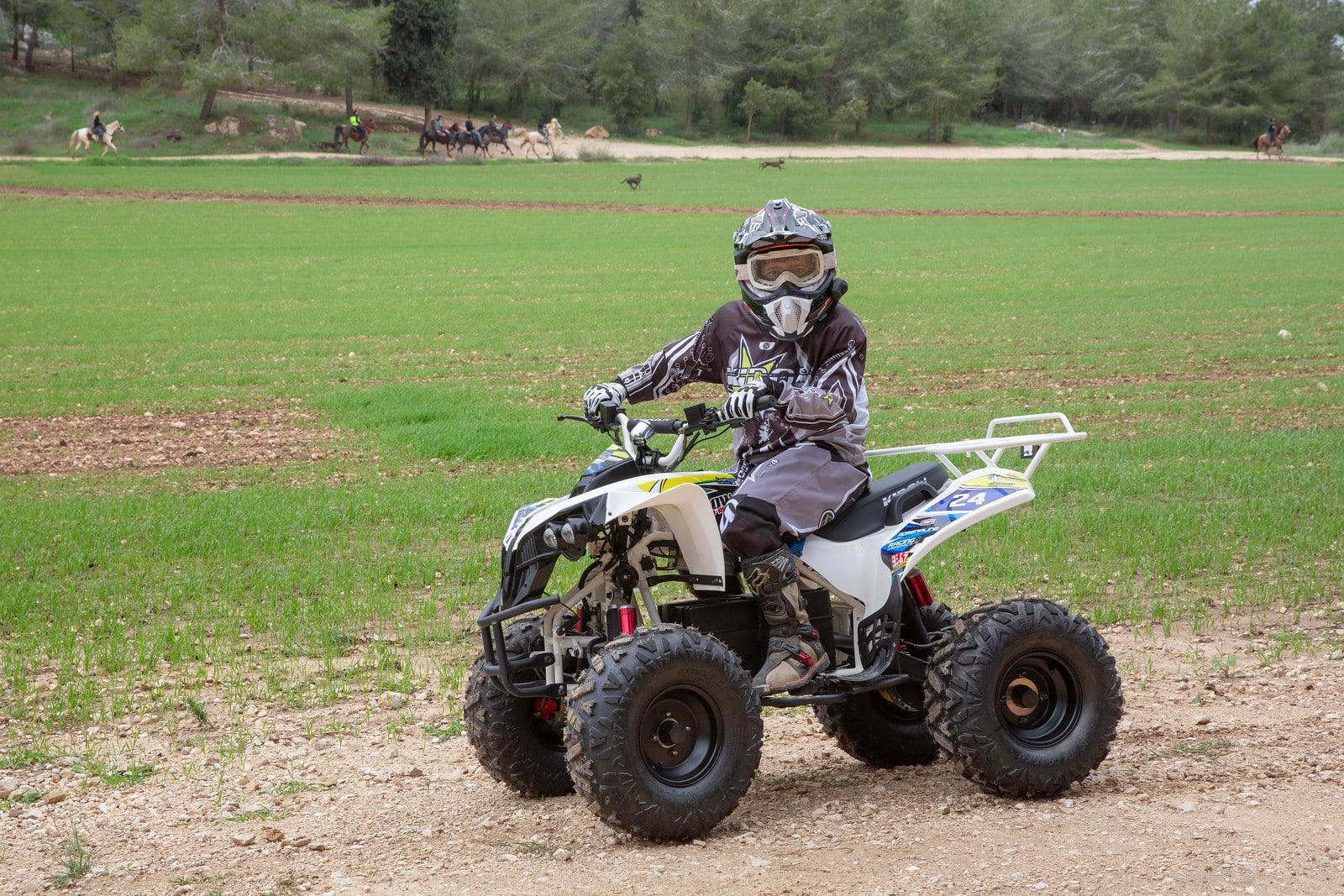 צעצוע, אבל לא פשוט. טרקטורון של חברת KIDOW RIDE (צילום: רונן טופלברג)