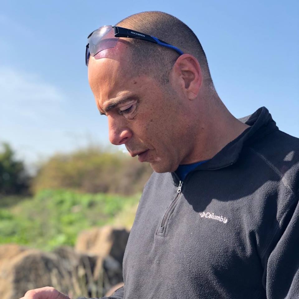 כשיר להגיש מועמדות למכרז. עמיר גילת