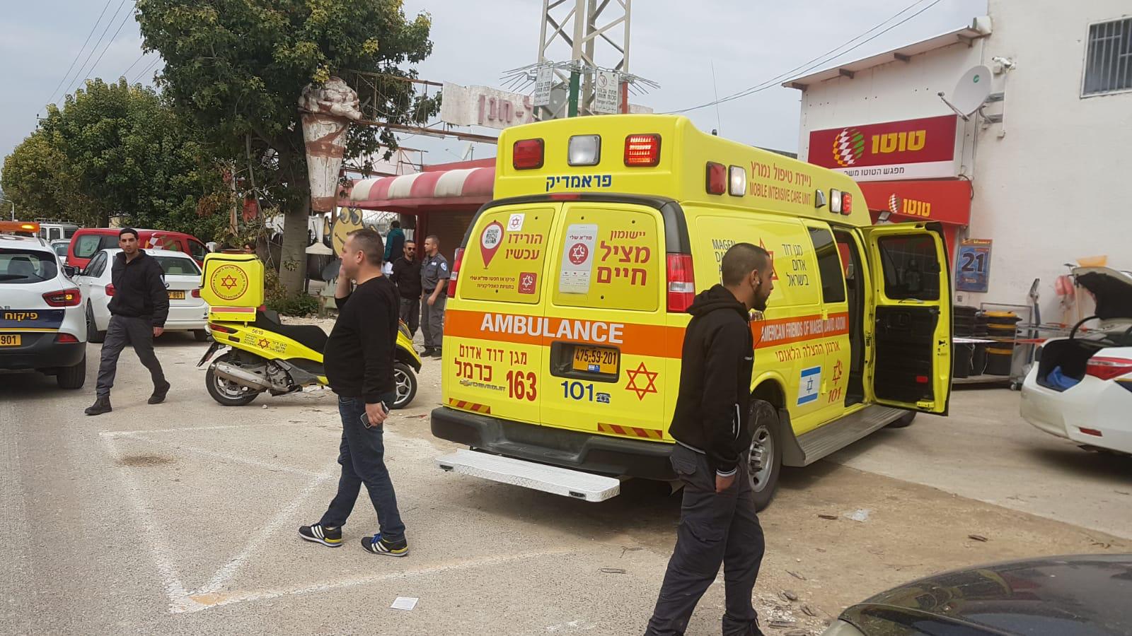 כוחות הצלה בזירת הירי (צילום: תיעוד מבצעי מד"א)