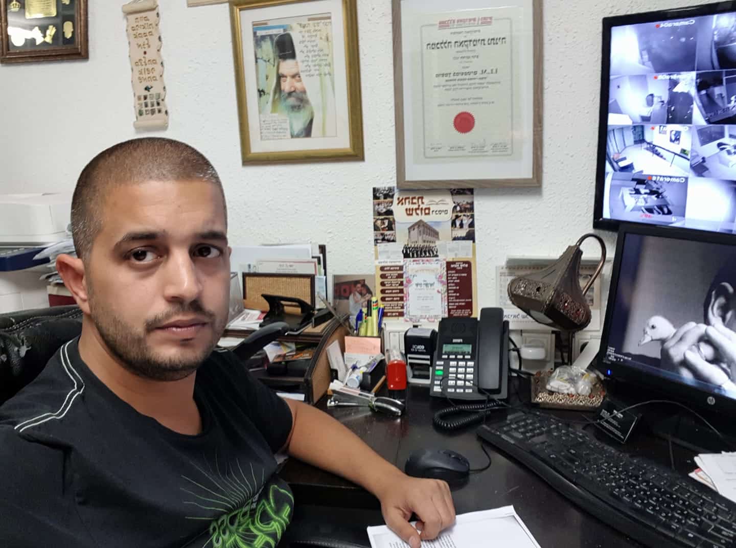 שימש לכאורה מורשה חתימה במספר חברות. עו"ד יניב הרינג (מפייסבוק)