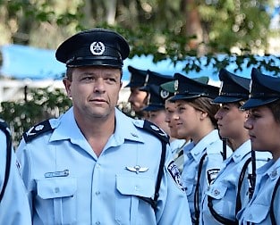 לקדם נשים בתפקידי ליבה. ניצב מוטי כהן (צילום: פלאש 90)