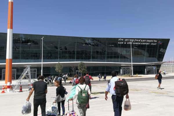 נוחתים לראשונה באילן רמון - ללא שי ניצן הקטגוריאלי, אביחי מנדלבליט הטרוד, ונציגי בית משפט העליון