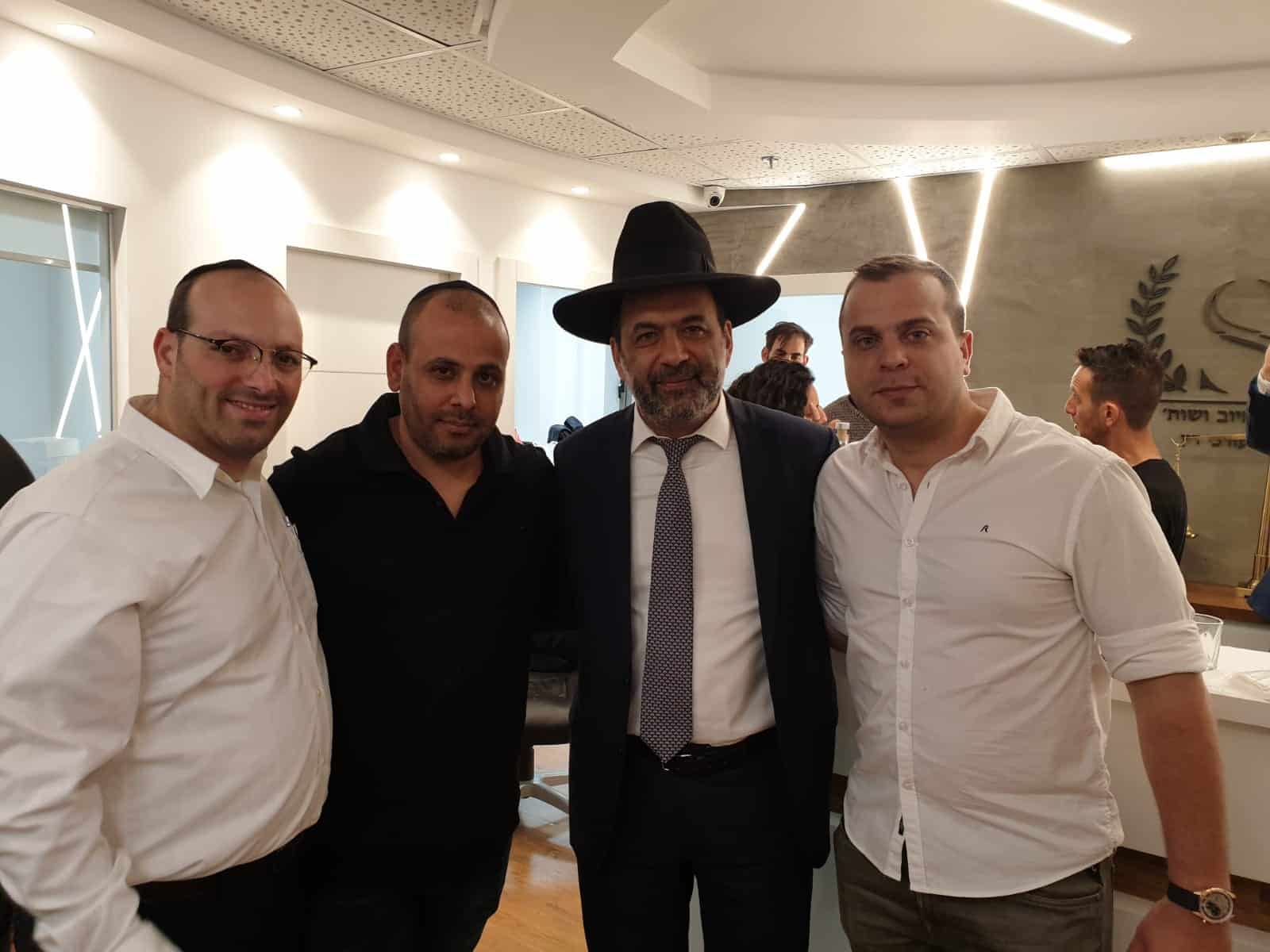 עורכי הדין סגל ושמחיוב עם הרב ציון פלאח ועו"ד ישראל גיגי