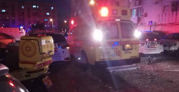 כיפה אדומה בנתניה: שניים נאשמים שקבעו עם צעיר בפיצוצייה ודקרו אותו קשות