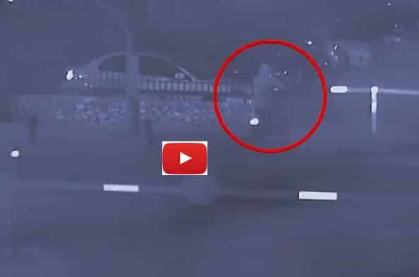 הקטין על האופניים החשמליים (לחצו כאן לצפייה בסרטון של המשטרה)