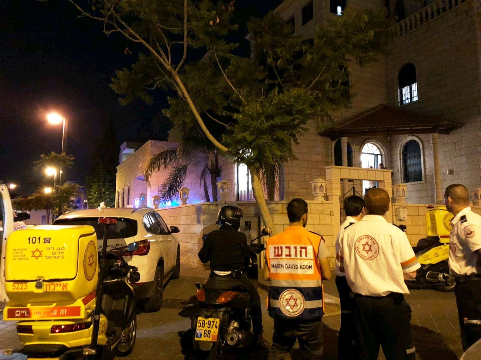 זירת הרצח. צילום: תיעוד מבצעי מד"א