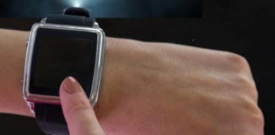 HAND WATCH FREEPIK