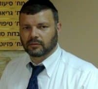 כתב אישום: שנים של זיופים והונאת רשמים של בתי משפט