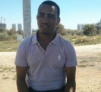 שחור כהה