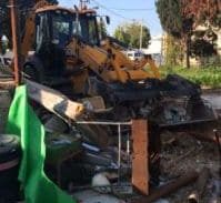 החצר הוסבה למכון שטיפת מכוניות