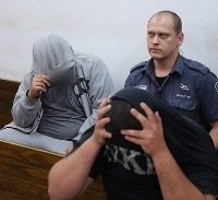 חקירה נגדית למתלוננות בתיק אונס, ולסלבריטאים
