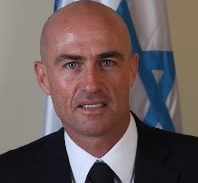 תקף את חמותו בגלל הכלבה