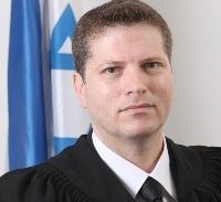 פרפראזה על שגיאה משפטית גסה