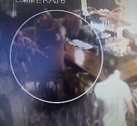 צפו בסרטון הדקירה במסעדה בבת ים
