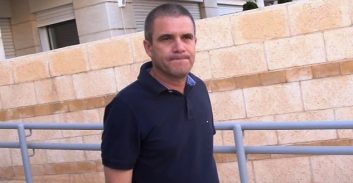 עד המדינה נגד גל הירש ושות': היועץ הפיננסי של עסקיהם בגיאורגיה ושוויץ, עו"ד שריצה מאסר
