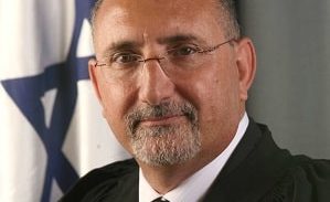 ועדת בחינות ההסמכה בלשכה התפטרה על רקע יוזמת חוק פקטור בכנסת