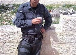 שוטר היס"מ שהפך למלך סאדו