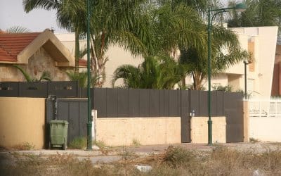 יזמויות מכרזים ורימון רסס על בית משפחת מכלוף
