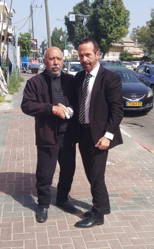 סבא של דיאנה אבו קטיפאן מלוד שנרצחה ונעצר לאחר שחרורו עם עוד צבי אבנון בחירה