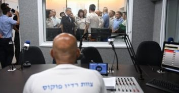 נחנכה תחנת הרדיו "פוקוס" בכלא איילון