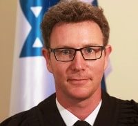 חשד: האזין לרשתות קשר מסווגות