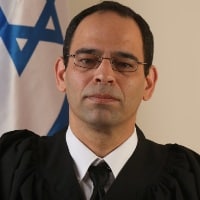 shofet mishori nir