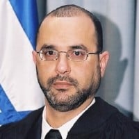 shofet toyna moshe