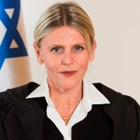 shofetet shpilberg cohen rut