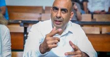 הקצין חזר בו והמשטרה תפצה את ברק כהן ב-100 אלף שקל