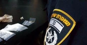 אישום: שוטר תקף את אחיו של עצור ופיברק כאילו הותקף בעצמו