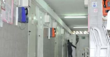 פרשת השוחד בשב"ס: חודשיים עבודות שירות למתקין גגות