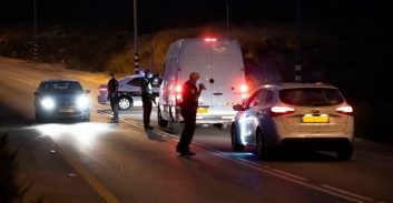 אישום: בן 16 גנב רכב בעזרת משבש תדרים ונמלט בפראות מהמשטרה
