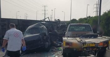 הרוג ו-3 פצועים מפגיעת משאית בכלי רכב ליד מחלף ראשל"צ