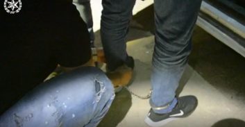 חשוד בגניבת רכב מתל-אביב נעצר בנתניה אחרי מרדף וירי שוטרים