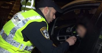 נהג בשלילת רשיון עם 17 הרשעות ותאונות נתפס נוהג שיכור