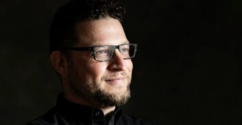 "את הכינוי מָנָאיֶיכּ לשוטרי מח"ש אני המצאתי"