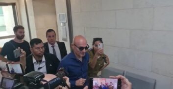 הרשעת אפי נוה: בכיר בוועדת האתיקה התלווה אליו, אחרים משווים לביבי